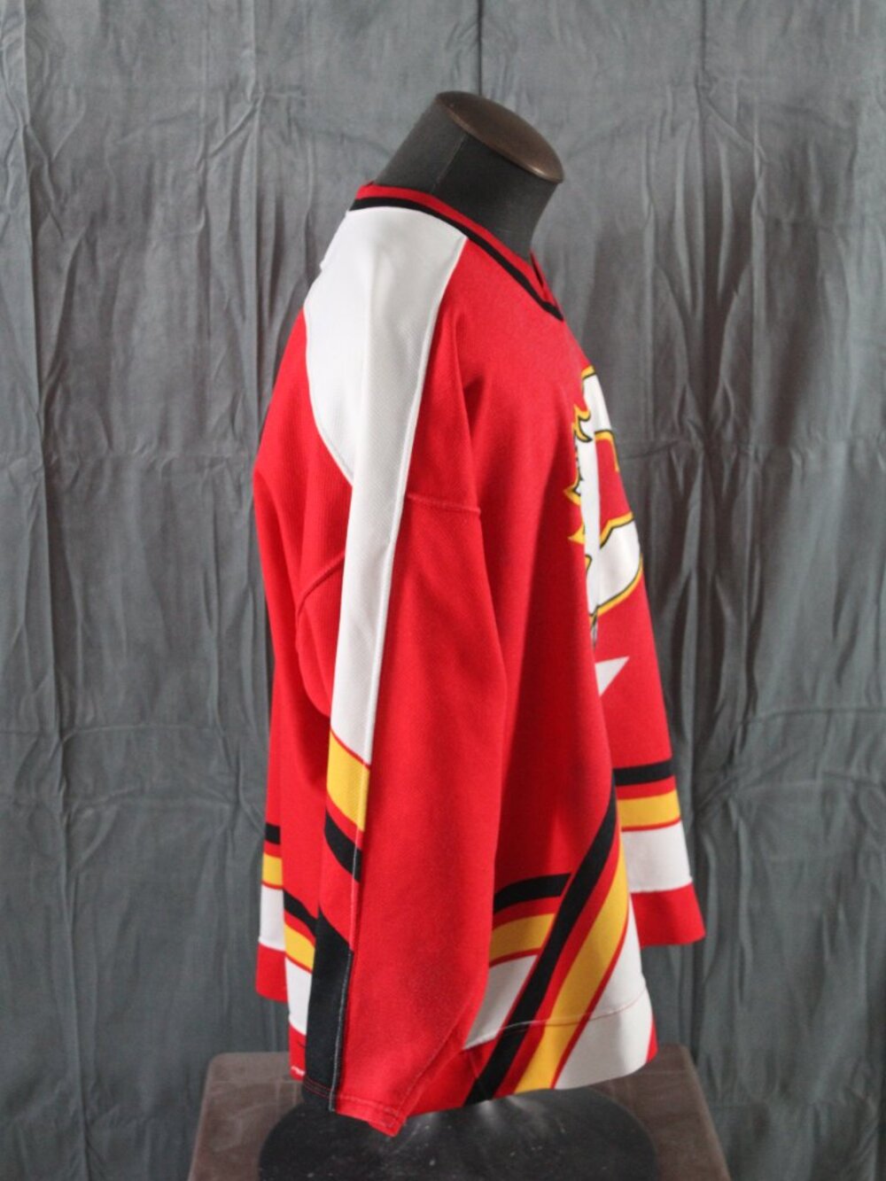 Calgary Flames Jersey (VTG) - 1990s Away Jersey by Pro Player - Men's 2XL - Picture 6 of 8